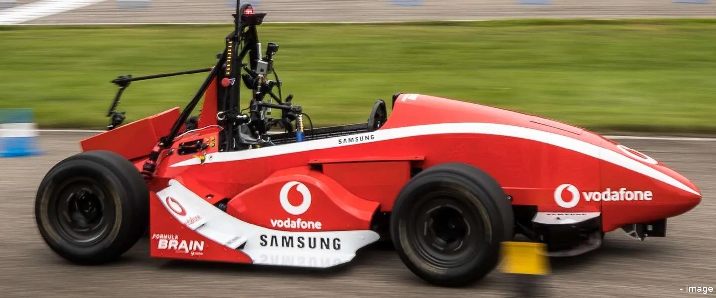 formula brain vodafone race