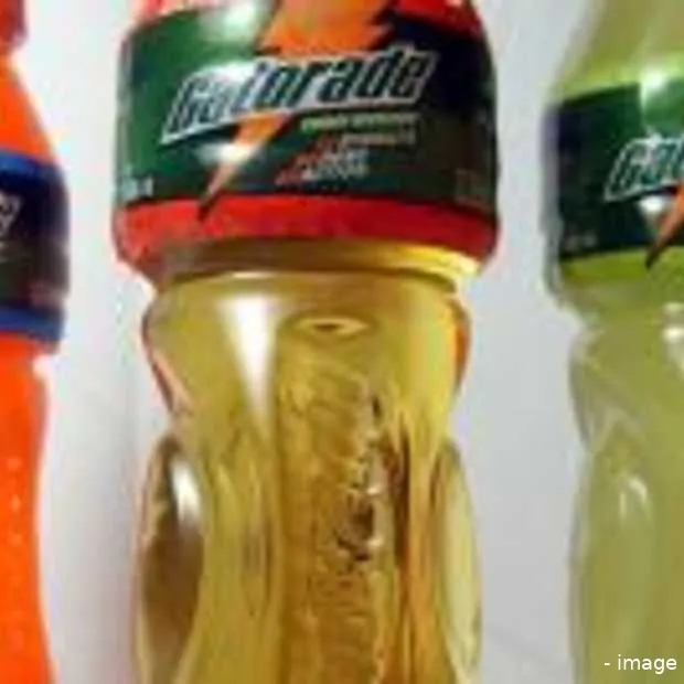 gatorade s ball girl scoort zonder recla