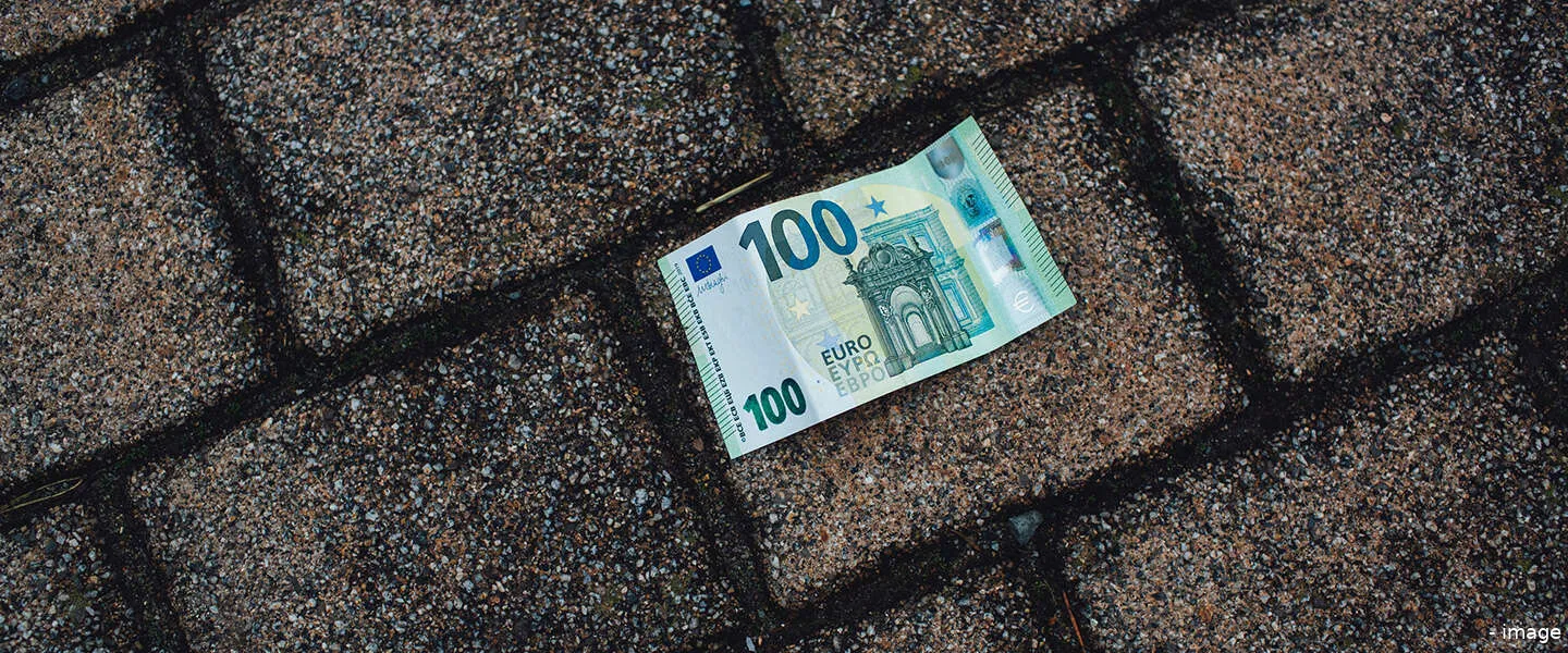 geld besparen verzekeringen