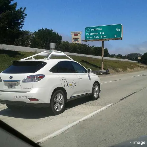 google in gesprek met autofabrikanten ov