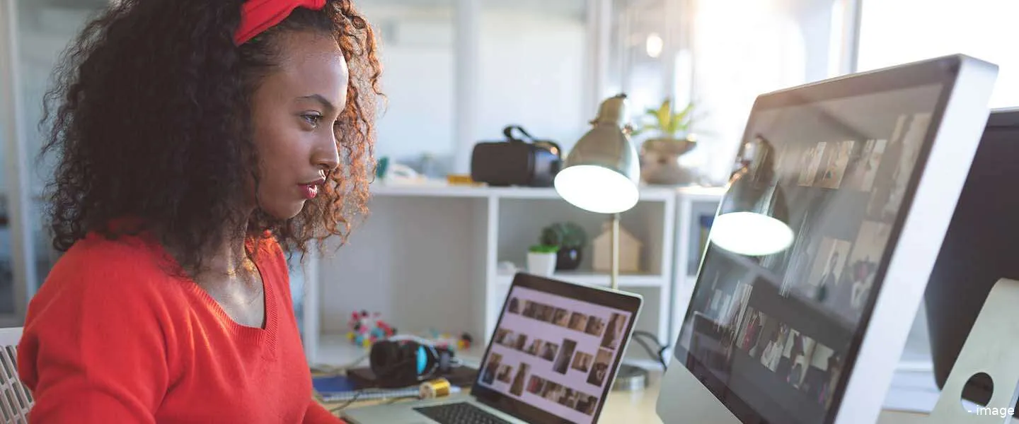 graphic designer linkedin