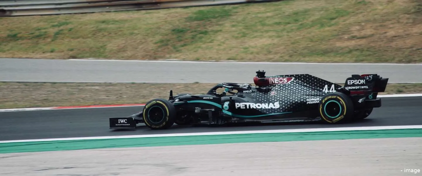 hamilton header