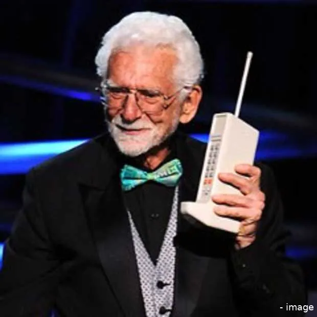 het mobieltje is 40 jaar oud