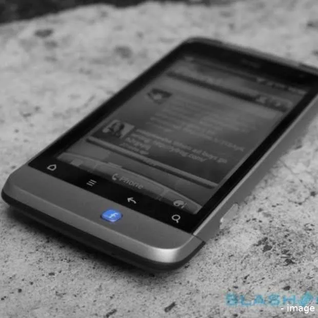 htc opera ul de nieuwe facebook smartpho