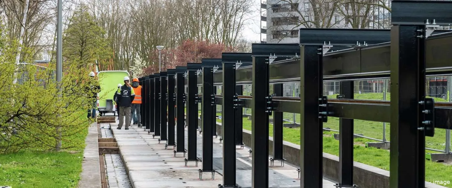 hyperloop delft header