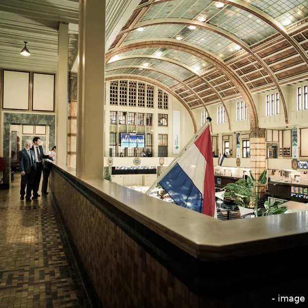 insight crisis brengt gebreken in finan