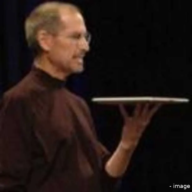 jobs werkt full time aan apple tablet