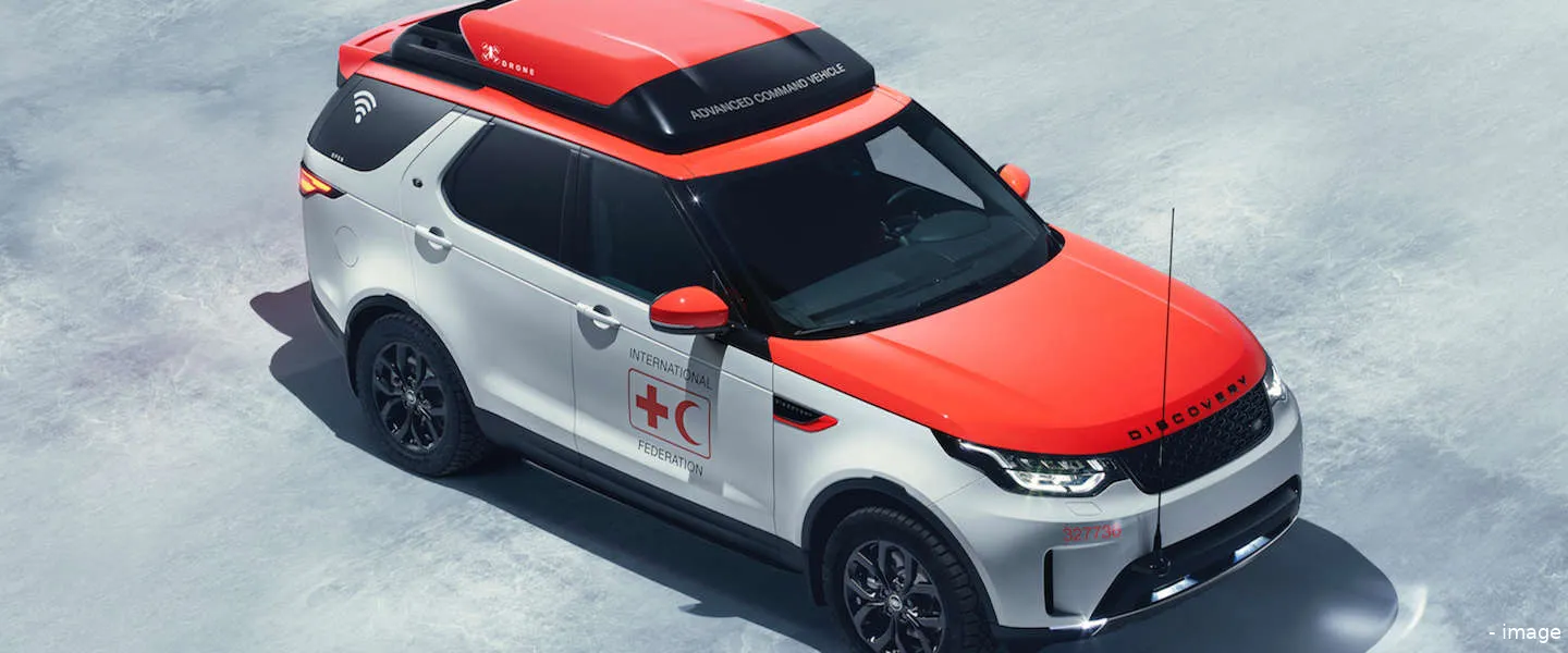 land rover discovery drone red cross