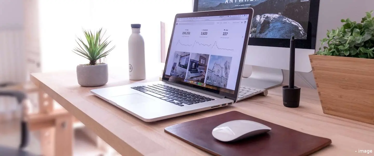 laptop header