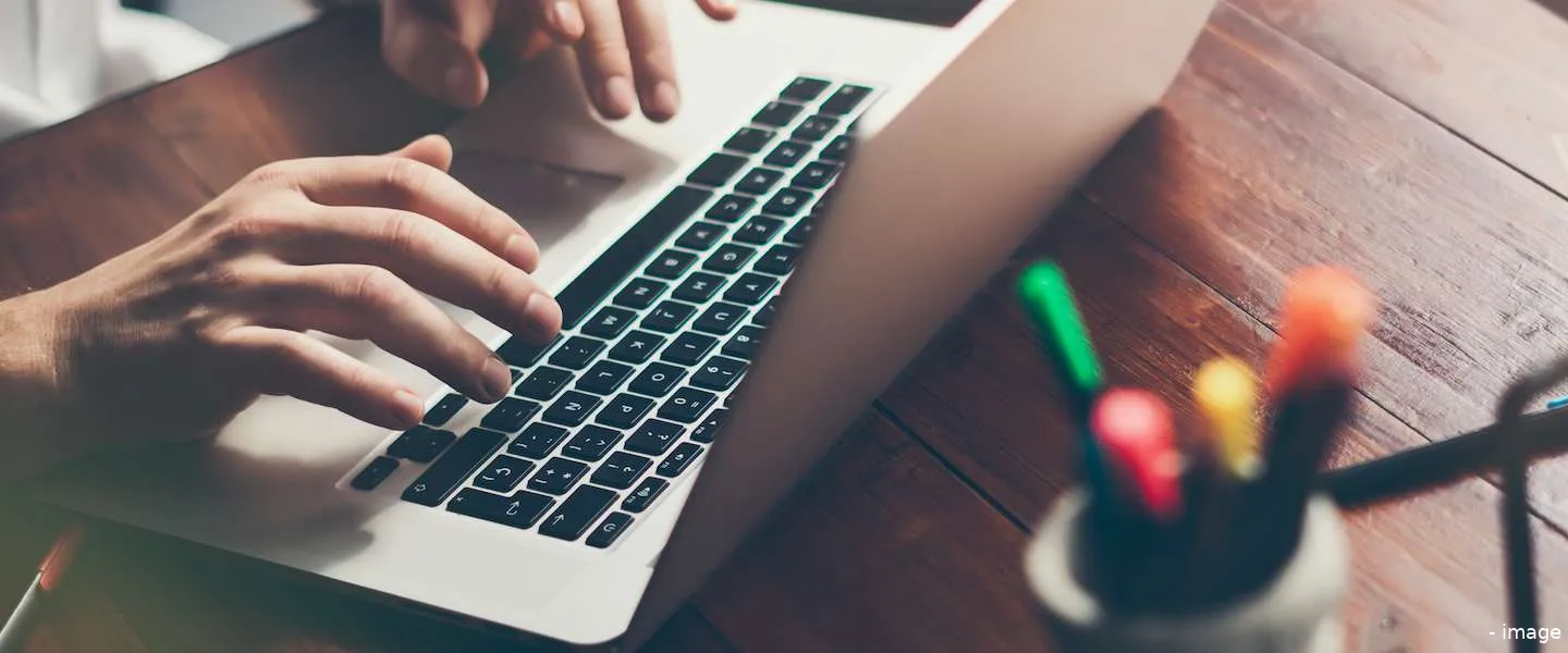 laptop huren in de lift header