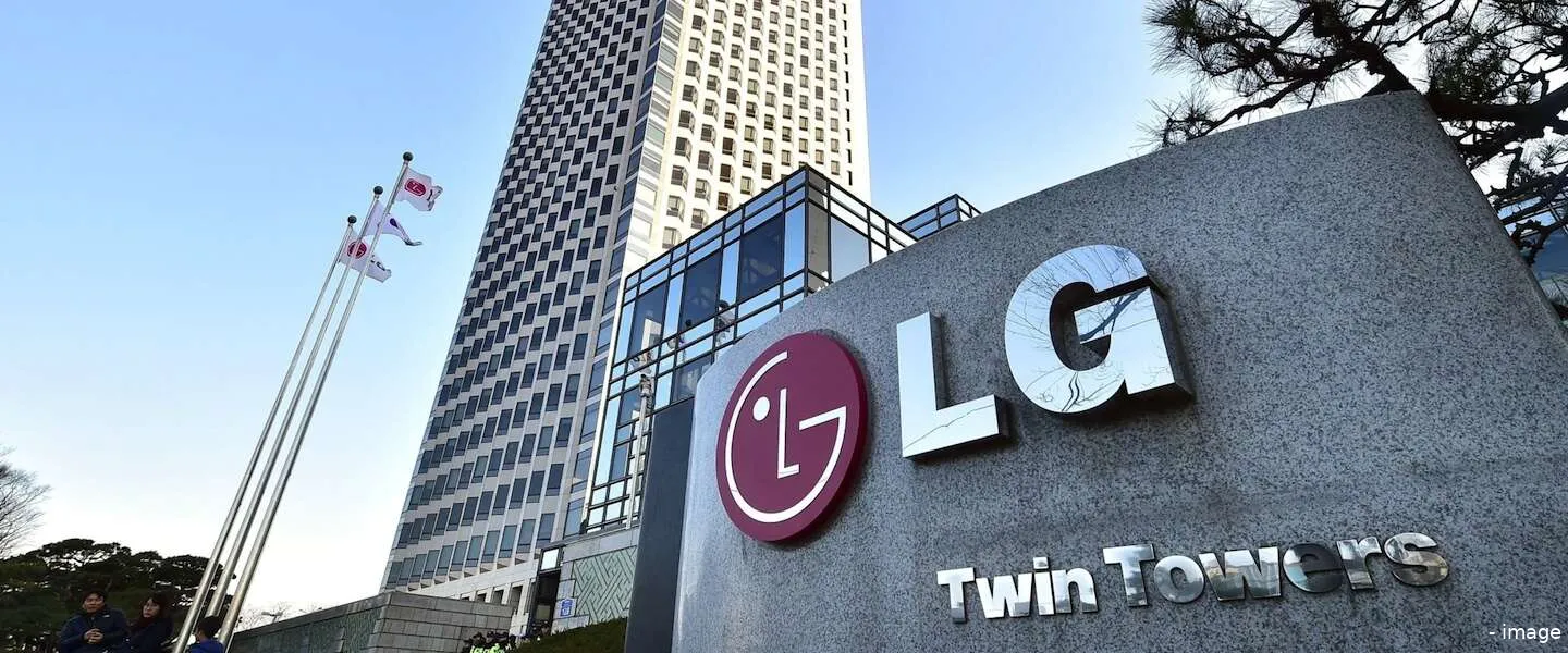 lg hq header 1