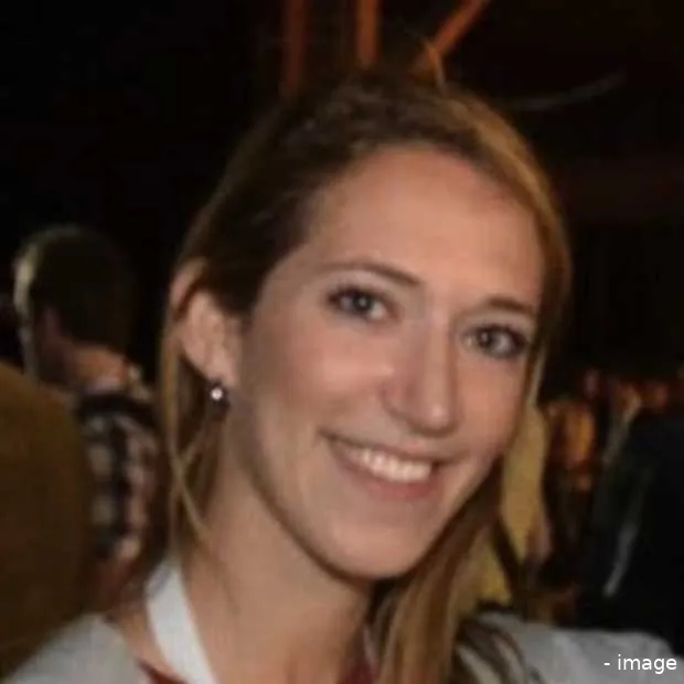 mark zuckerberg s zusje werkt nu voor go