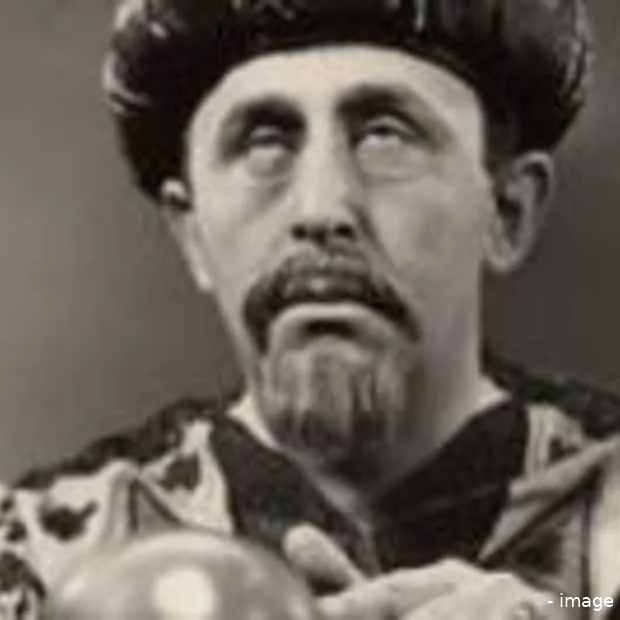 met je moeder op facebook en andere voor