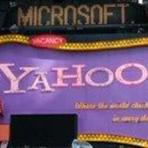 microsoft trekt bod op yahoo in