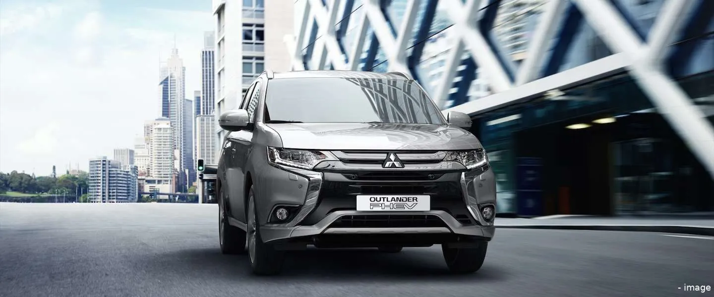 mitsubishi outlander phev 2016