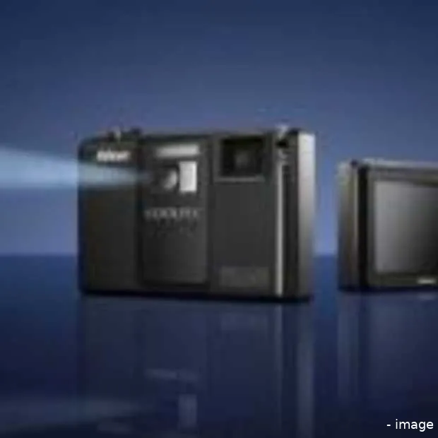 nikon introduceert s werelds eerste proj