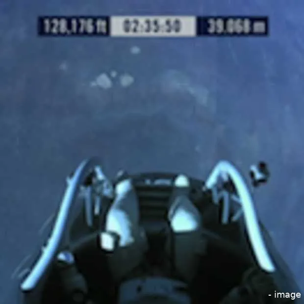 nu live red bull stratos met de de ooste