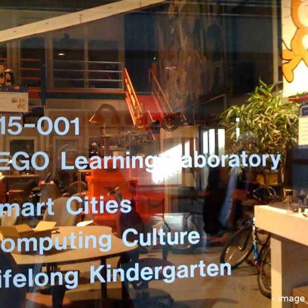 onderzoekers van mit gebruiken lego voor