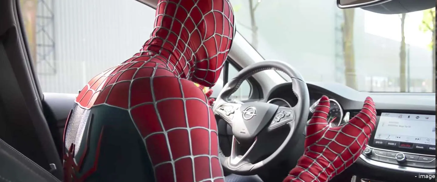 opel actie youtube likes auto kopen weg