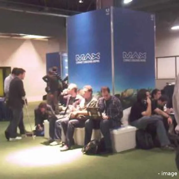 over inter view dag 1 adobe max 08