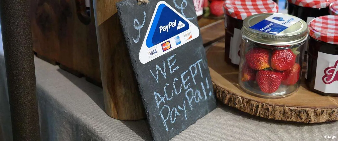 paypal pay here