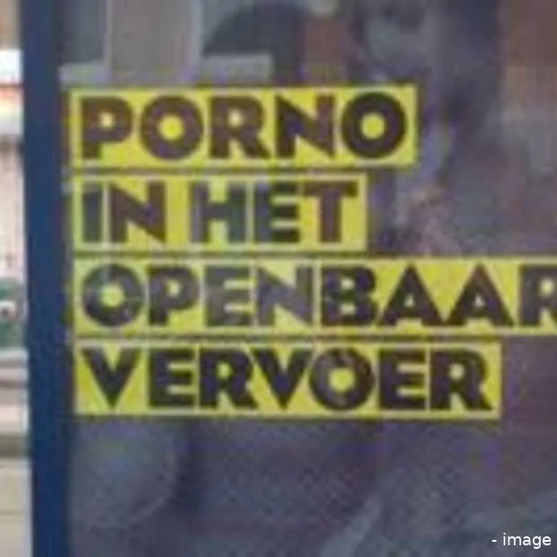 porno in het openbaar vervoer not done