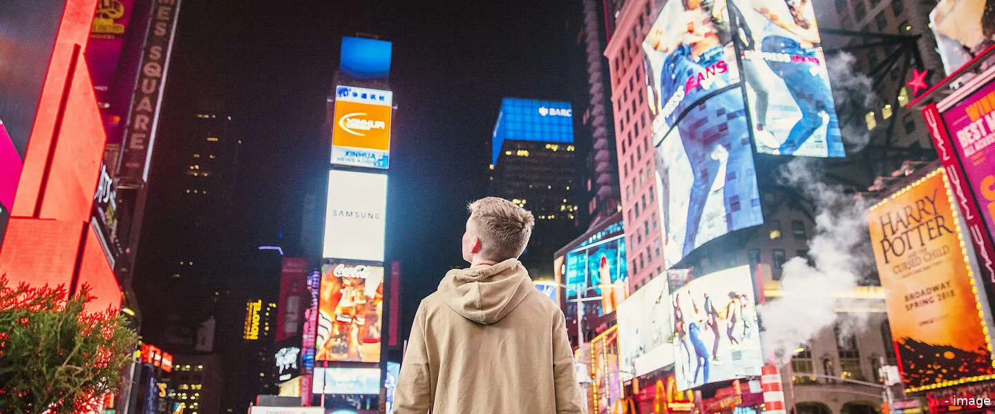 reclames in youtube shorts