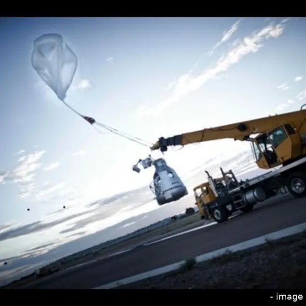 red bull stratos freefall from the edge