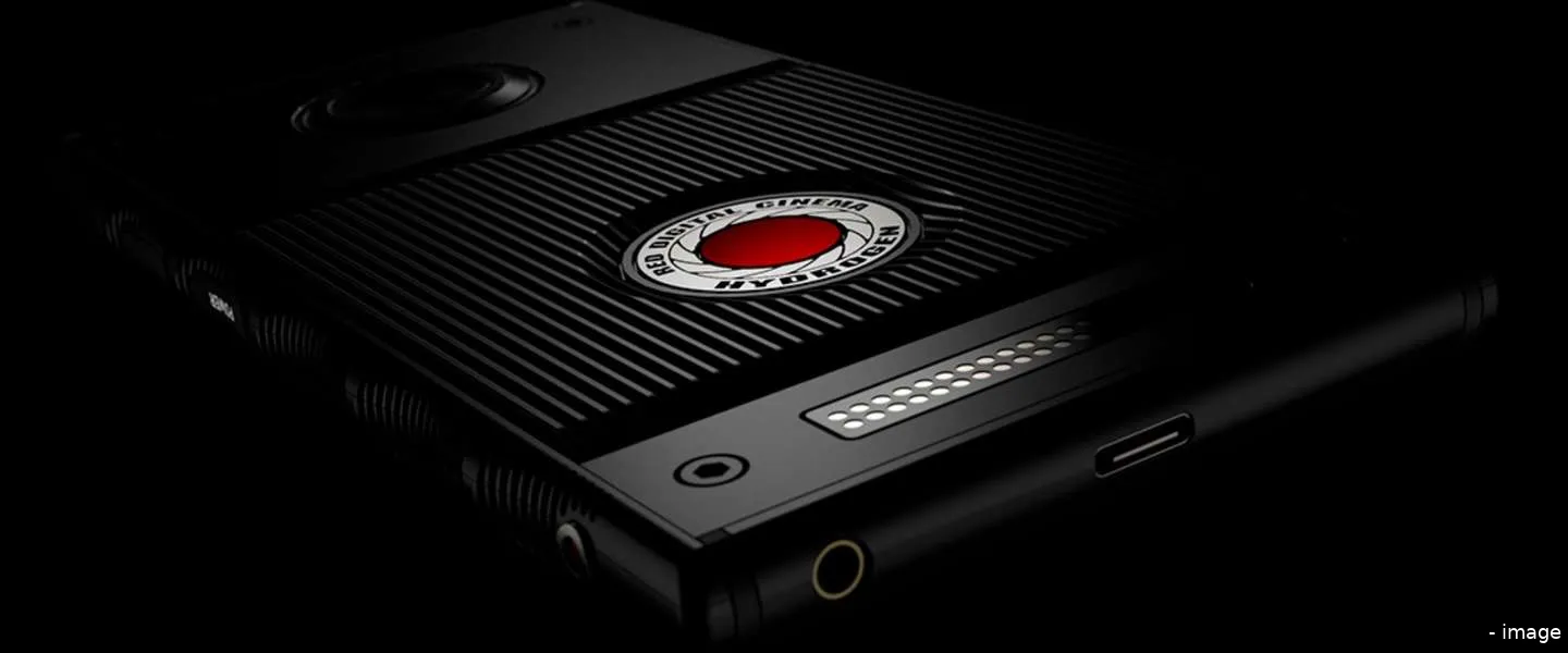 red hydrogen one hologram phone