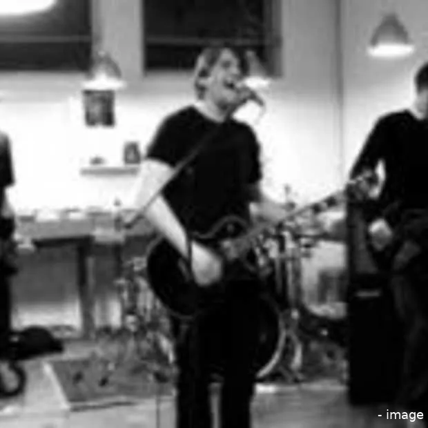 rockband verspreidt nieuw album zelf