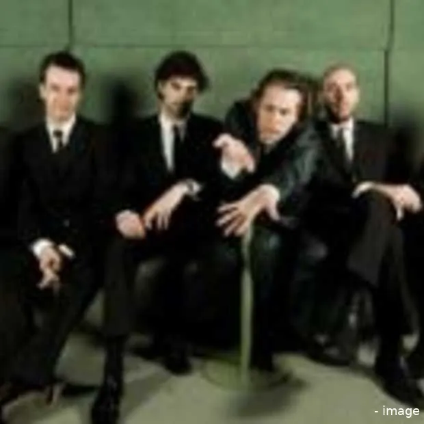 rtfun 4 x 2 kaarten voor hans teeuwen th