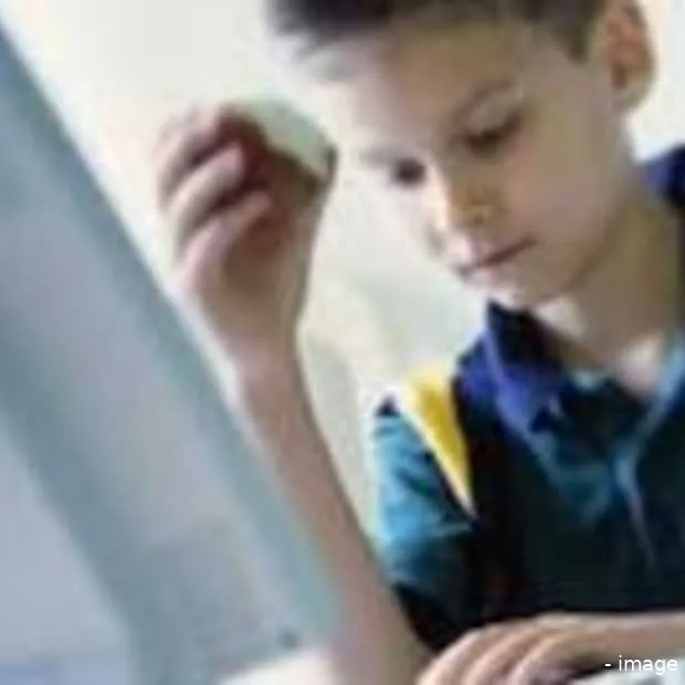 ruim de helft van de ouders begluurt zij