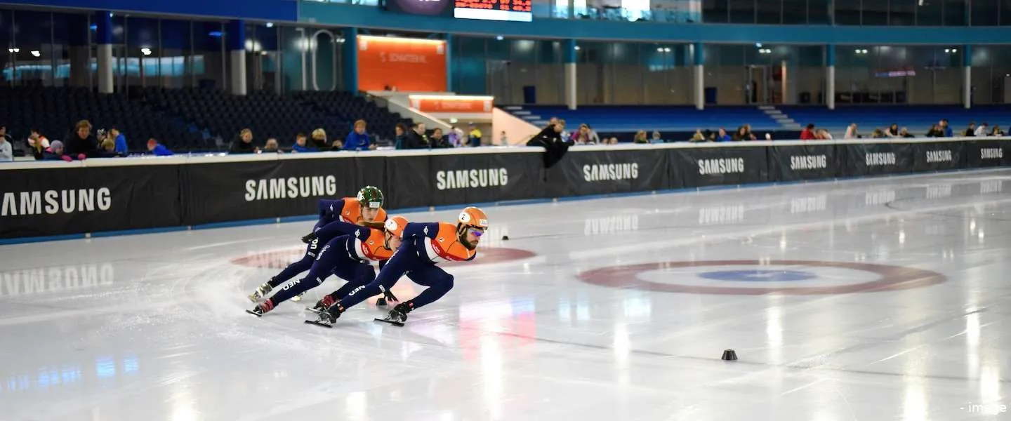 samsung smartsuit shorttrackers