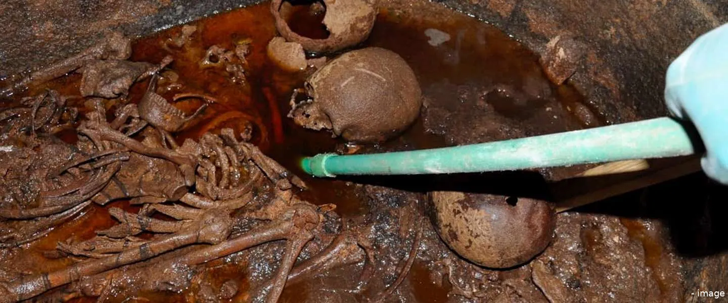 sarcofagus opening valt tegen