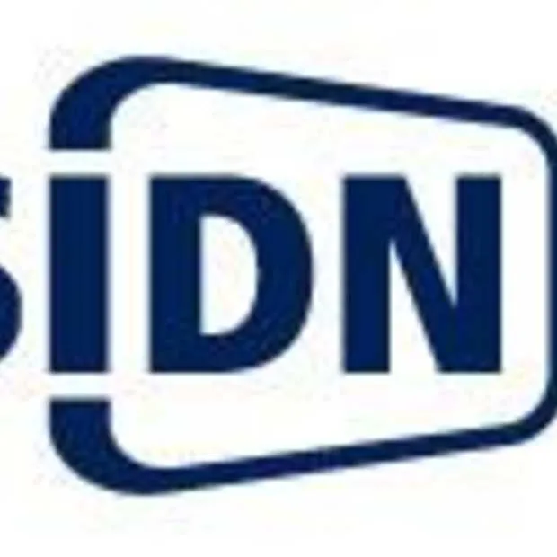 sidn moedigt online initiatieven aan met