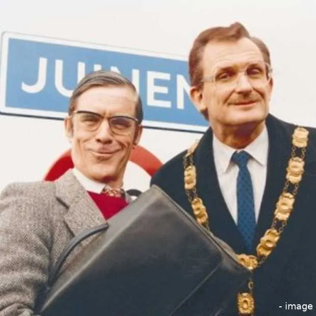 start up xuntos wil gemeentelijke webbra