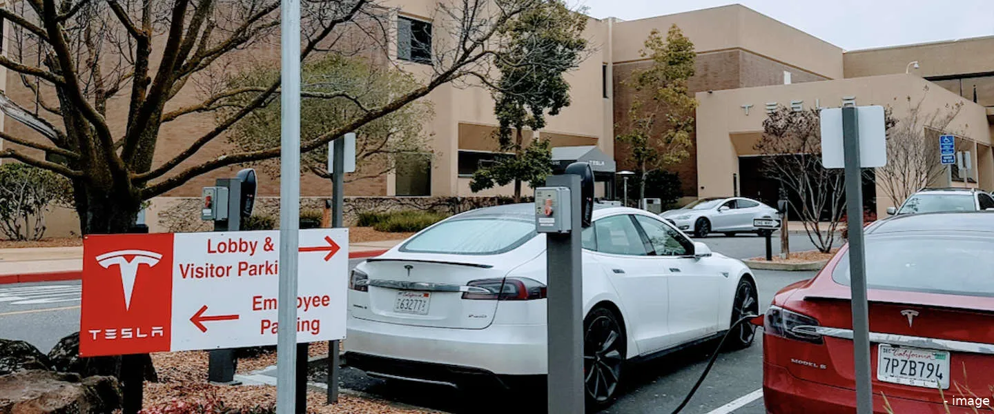 tesla fabriek palo alto californie