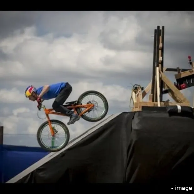 the athlete machine red bull kluge