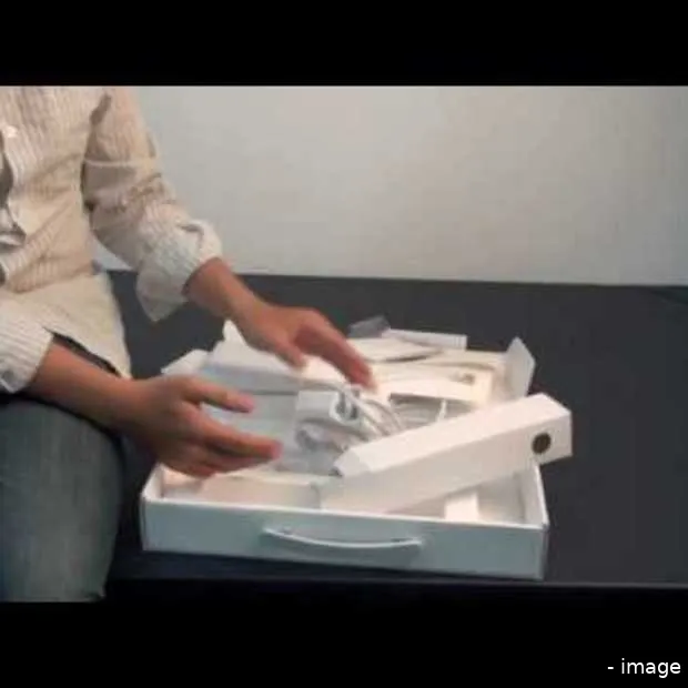 tinhte com tren tay macbook white k ldh