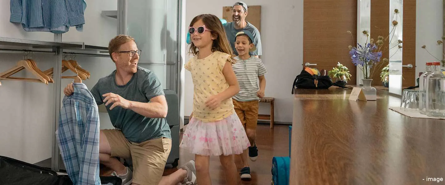 trav el proud booking