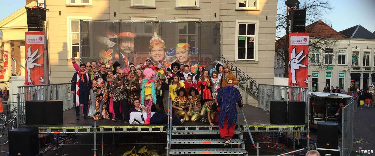 tullepeoanestad carnaval