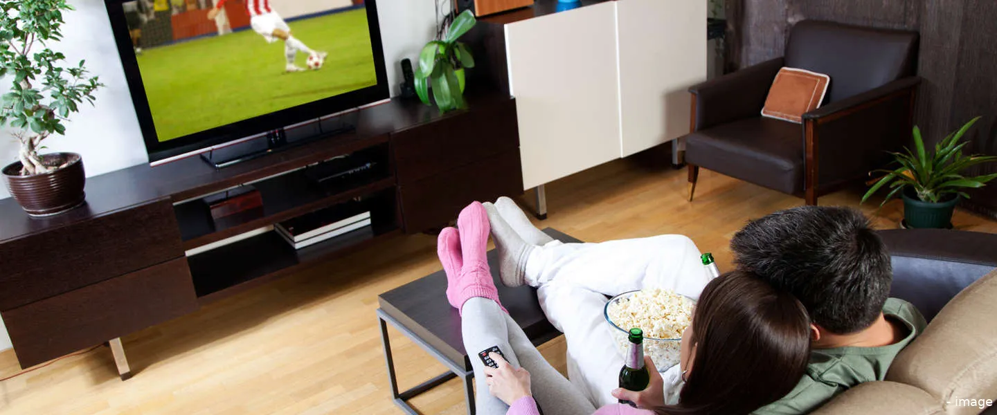 tv kijkers dalen weer 2016