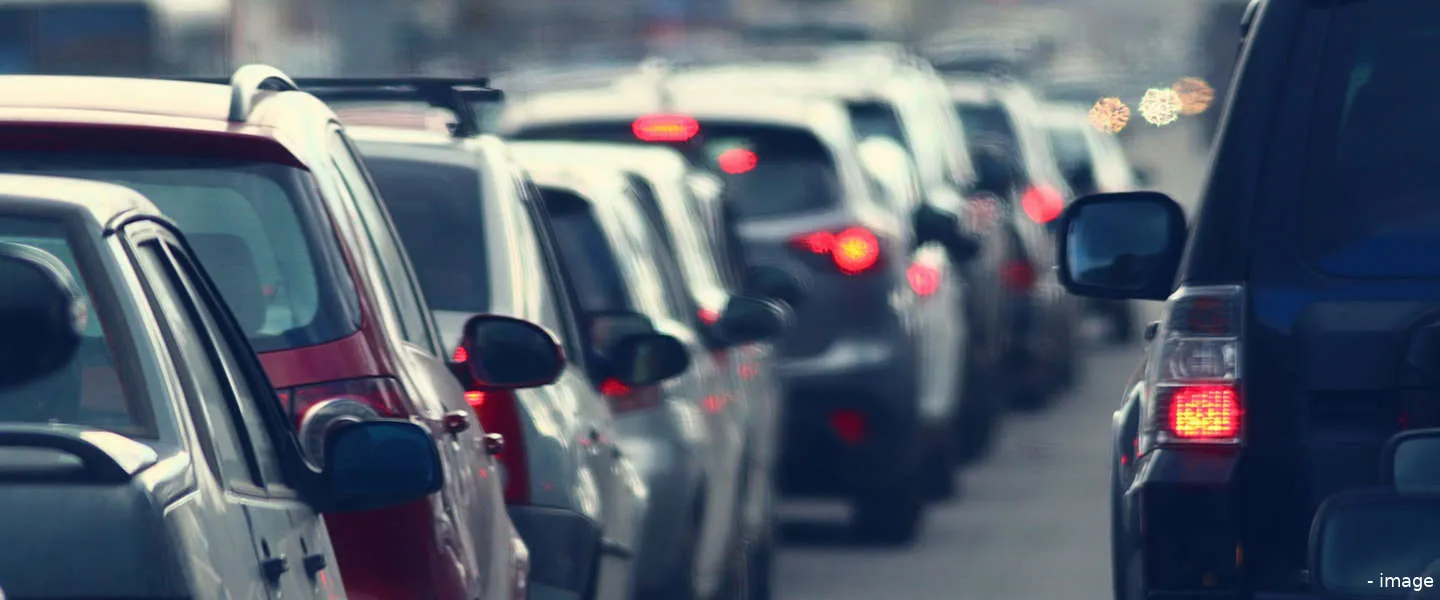 vastzitten in verkeer