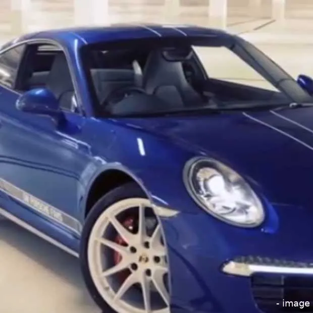 video nieuw model porsche met hulp faceb