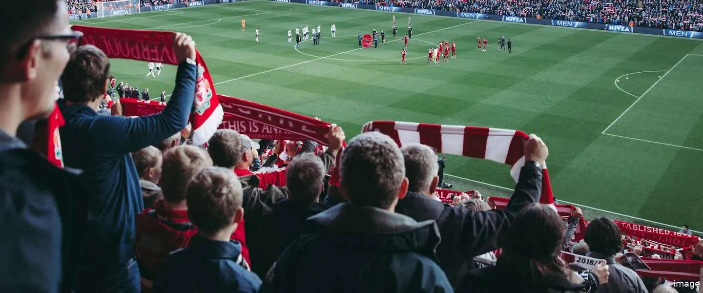voetbalsupporters header