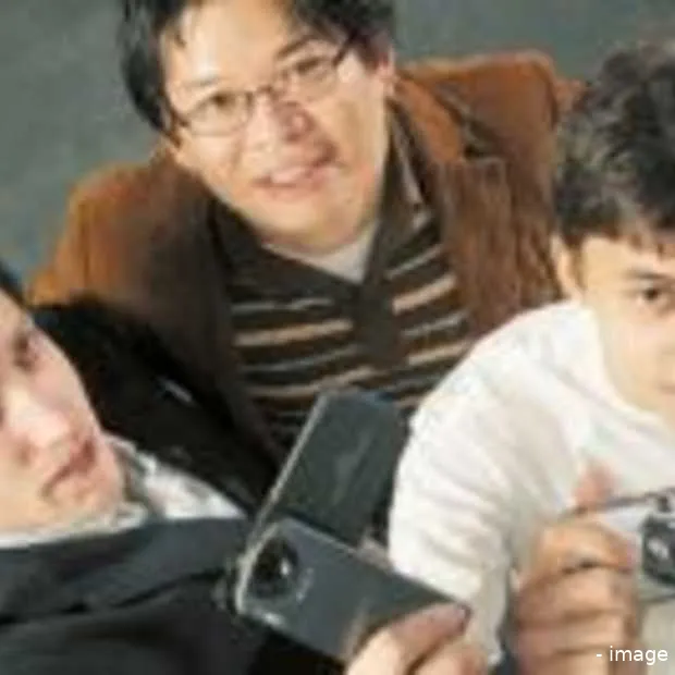 youtube bedenker vertelt hoe hij rijk we