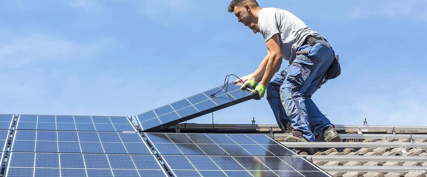 zonnepanelen plaatsen