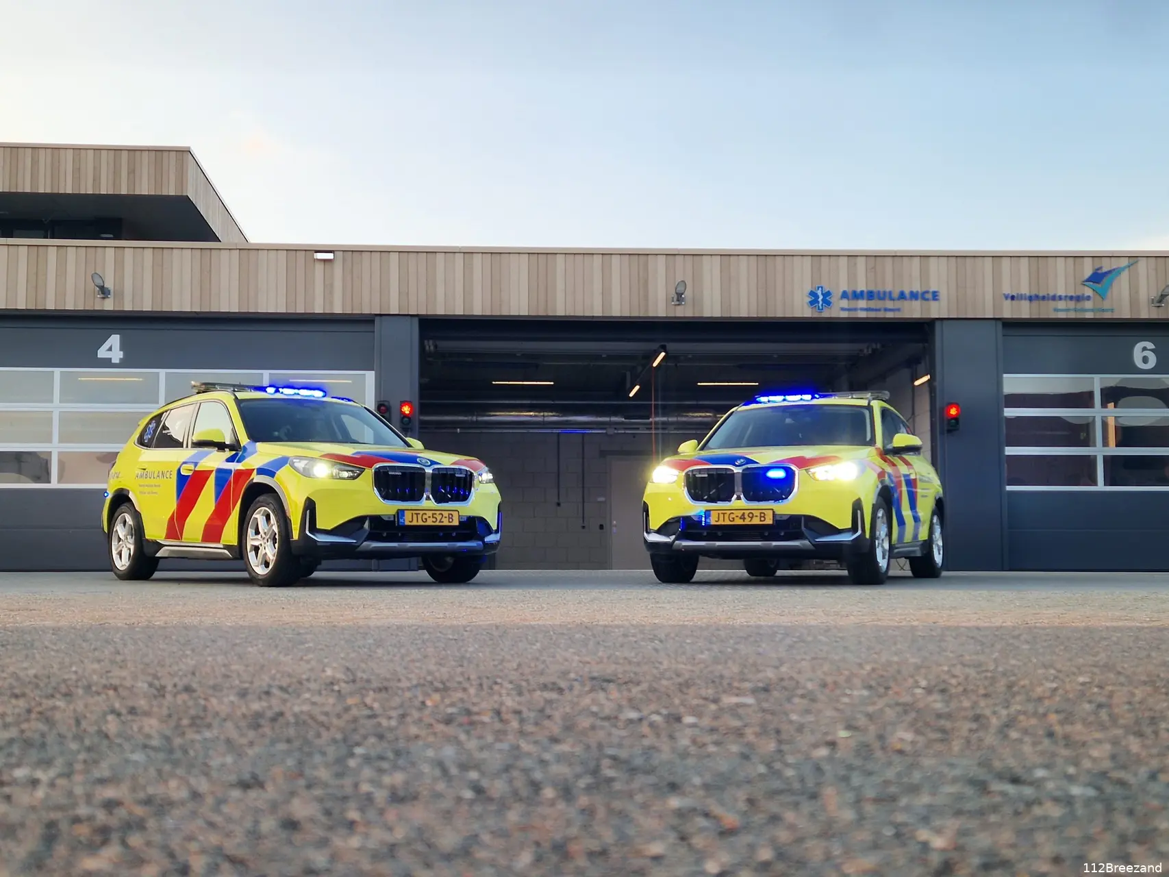 bmw x1 ambulance scaled