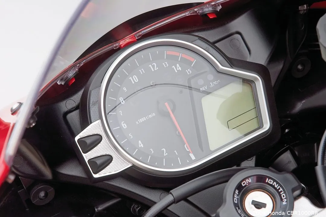 08 cbr1000rr det13 e1618503717537