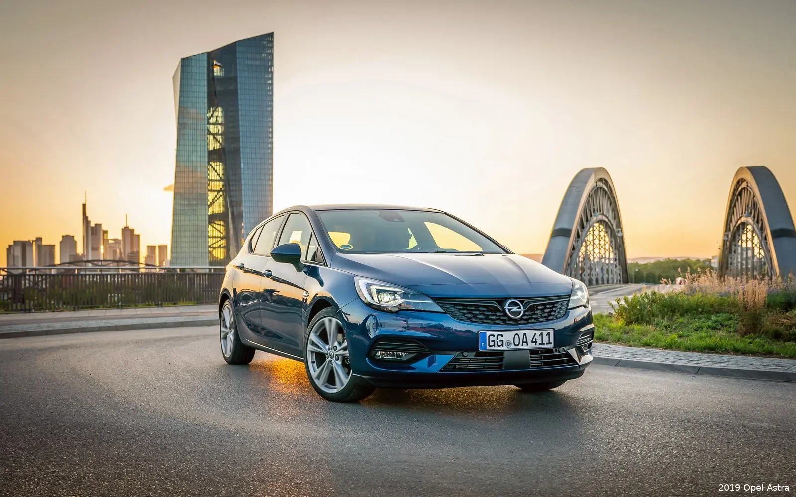 opel astra 508382 4